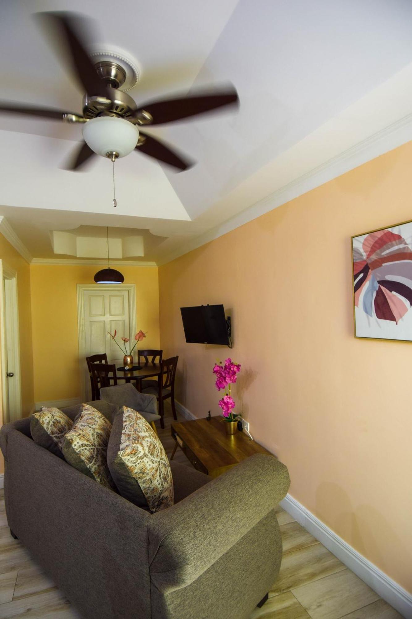 Sea Piton View Apartment- Location, Convenience, Modern Living Soufriere Exterior photo