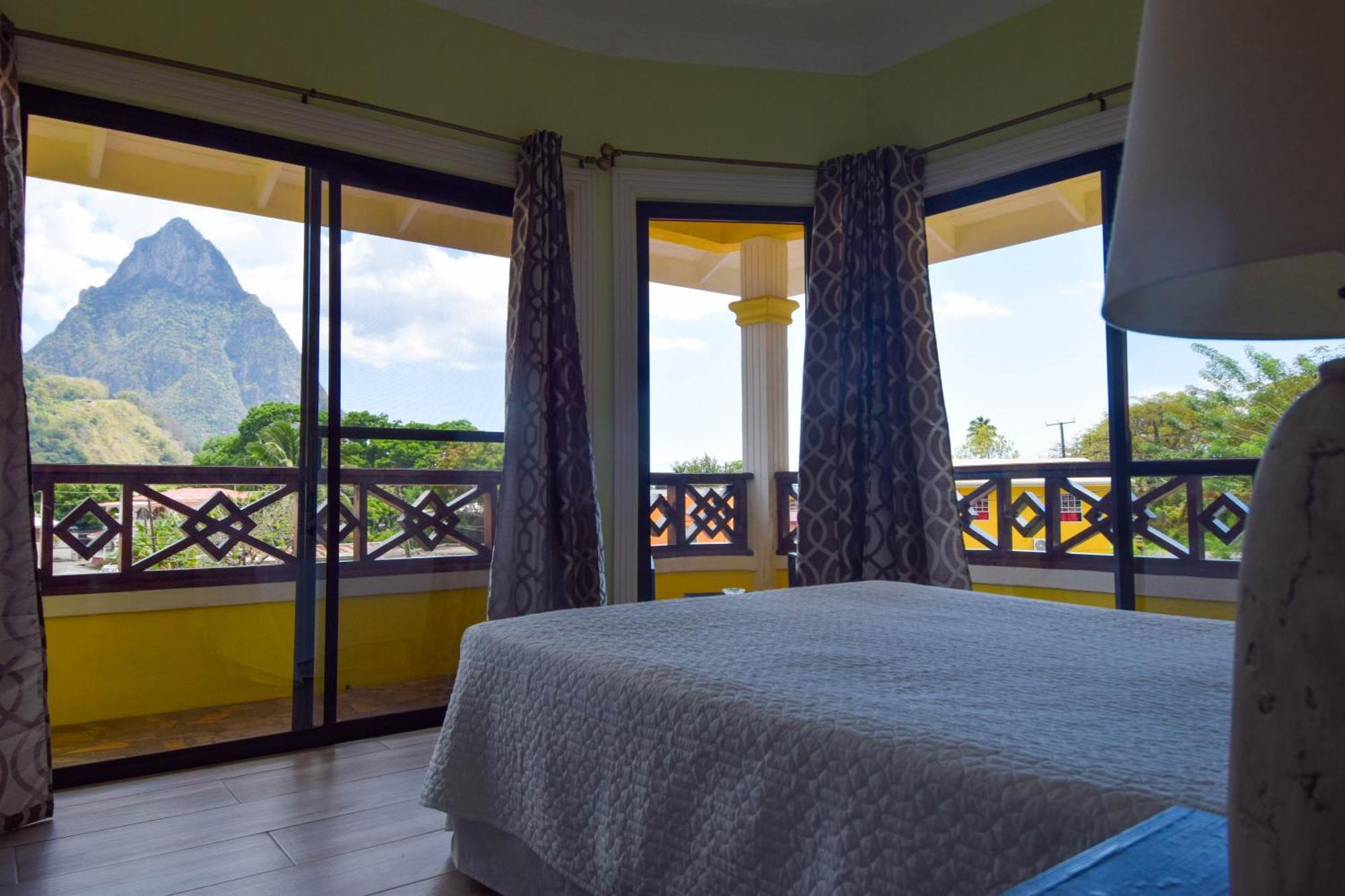 Sea Piton View Apartment- Location, Convenience, Modern Living Soufriere Exterior photo