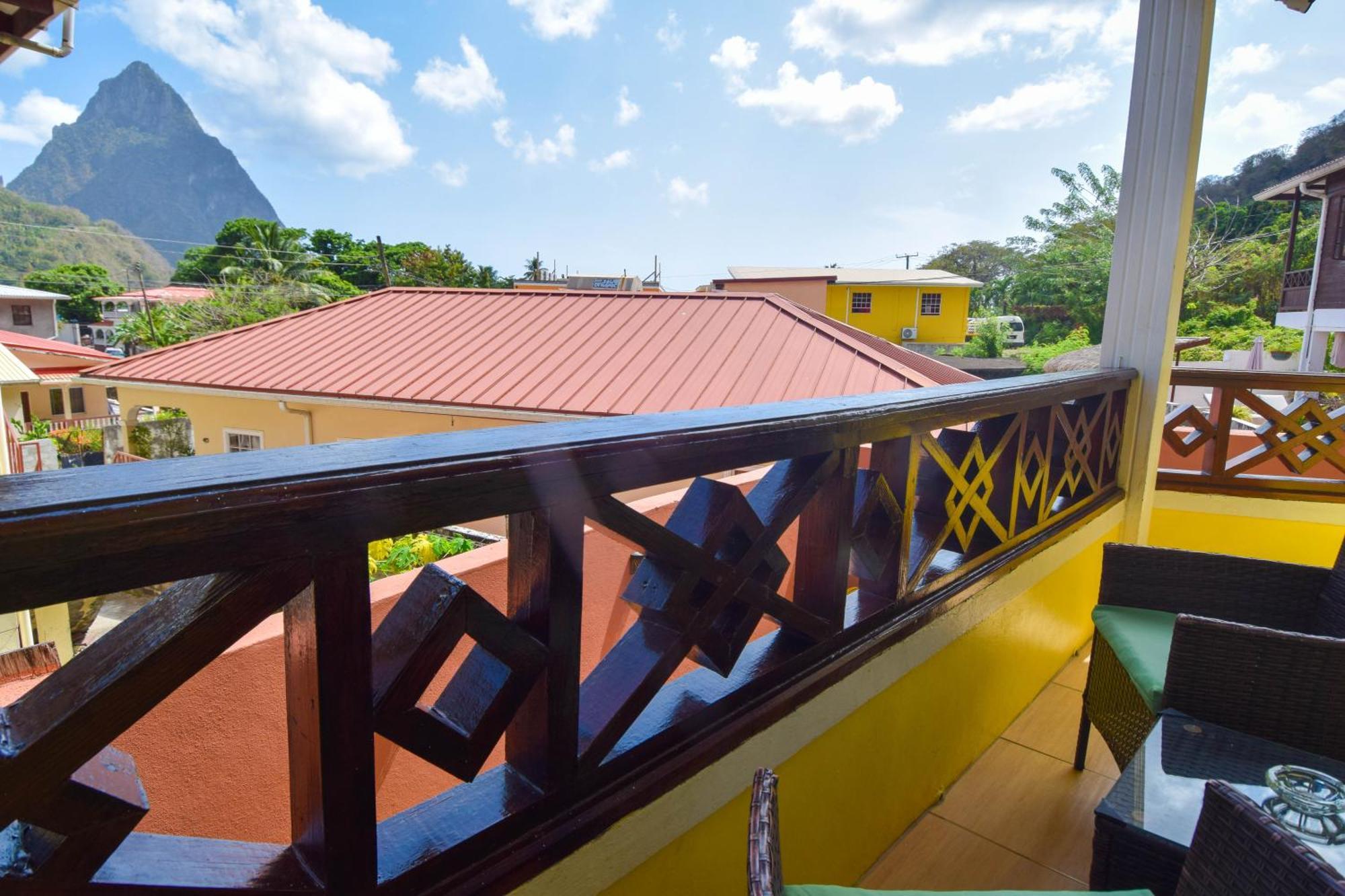 Sea Piton View Apartment- Location, Convenience, Modern Living Soufriere Exterior photo